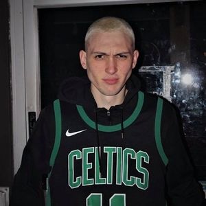 Meet your Posher, Jamie